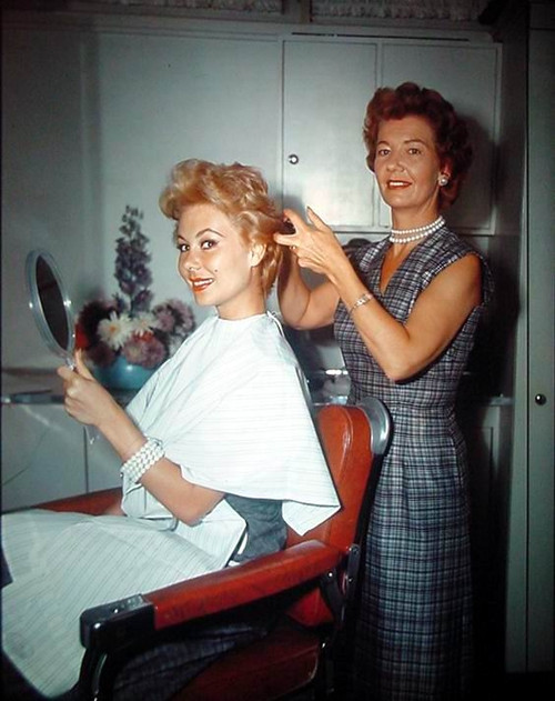 Mitzi Gaynor - Haircut Photo Print (8 x 10) - Item # DAP18979