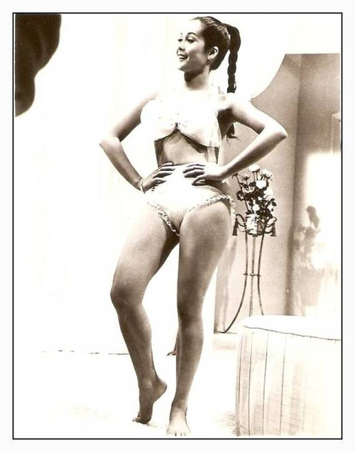 Nancy Kwan - Ponytail Photo Print (8 x 10) - Item # DAP19591