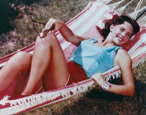 Natalie Wood - Hammock Photo Print (8 x 10) - Item # DAP19693