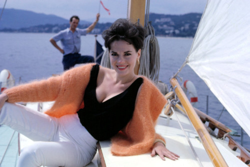 Natalie Wood - On Boat Color Photo Print (10 x 8) - Item # DAP19712