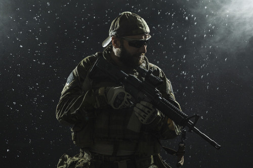 Green Berets U.S. Army Special Forces Group soldier in the rain. Poster Print by Oleg Zabielin/Stocktrek Images (17 x 11 - Item # VARPSTZAB101408M Green Berets U.S. Army Special Forces Group soldier in the rain. Poster Print by Oleg Zabielin/Stocktrek Images (17 x 11 - Item # VARPSTZAB101408M