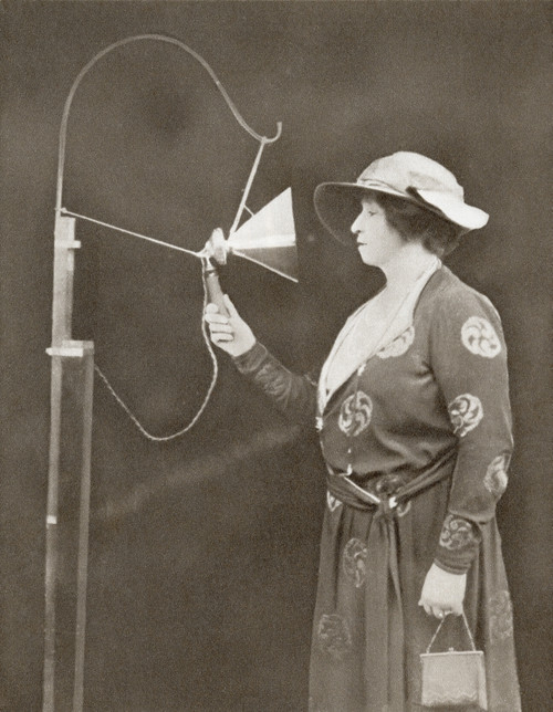 Dame Nellie Melba 1861 1931 Born Helen "nellie" Porter Mitchell Australian Operatic Soprano Seen Here Making Her First Wireless Broadcast In 1920 From The Story Of 25 Eventful Years In Pictures Published 1935 Hilary Jane Morgan # VARDPI12283370