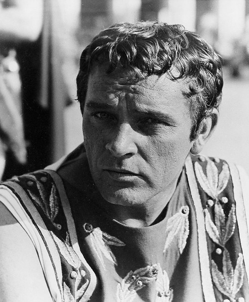 Elizabeth Taylor - Cleopatra Poster Print by Hollywood Photo Archive Hollywood Photo Archive - Item # VARPDX489813 Elizabeth Taylor - Cleopatra Poster Print by Hollywood Photo Archive Hollywood Photo Archive - Item # VARPDX489813