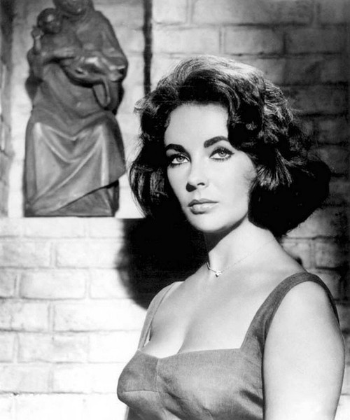 Elizabeth Taylor Poster Print by Hollywood Photo Archive Hollywood Photo Archive - Item # VARPDX490054