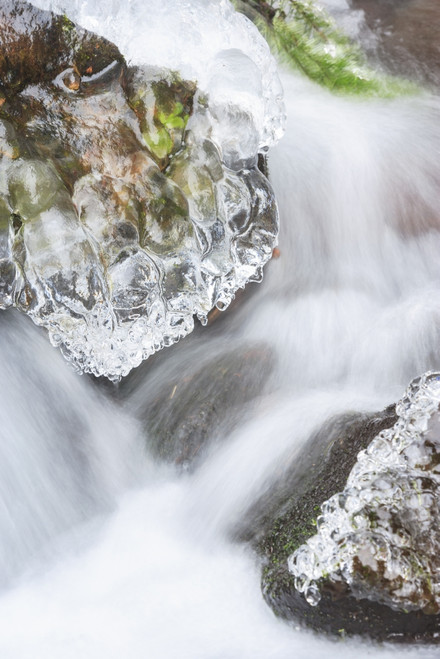 Ice storm, Wahkenna Falls, Columbia River Gorge, Oregon Poster Print by Stuart Westmorland - Item # VARPDDUS38SWR0138