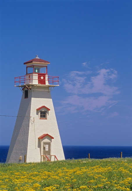 Canada, Prince Edward Island, Cape Tryon. Cape Tryon Lighthouse. Poster Print by Jaynes Gallery - Item # VARPDDCN09BJY0005