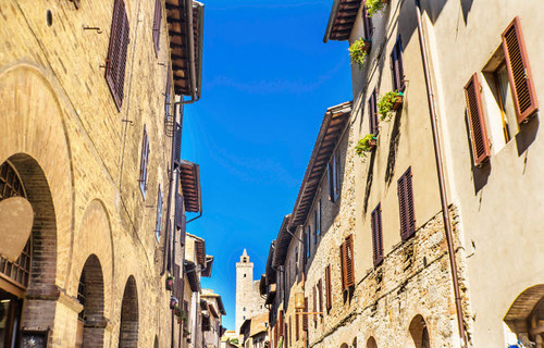 Medieval buildings and Cuganensi Tower, San Gimignano, Tuscany, Italy Poster Print by William Perry (24 x 18) # EU16WPE0782
