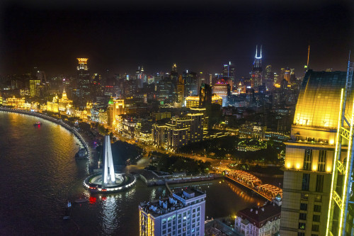 Waibaidu Bridge Monument to People's Heroes, The Bund, Shanghai, China. Poster Print by William Perry - Item # VARPDDAS07WPE0364