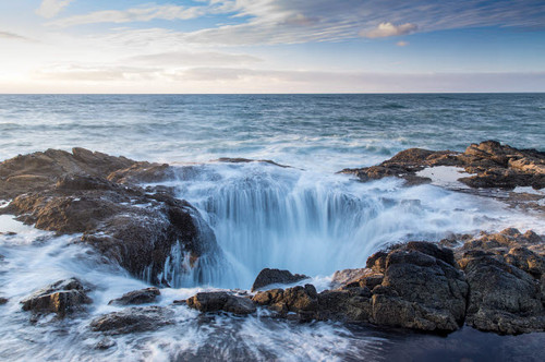 Thor's Well with surf cascading into the well along the Oregon coastline Poster Print by Darrell Gulin (24 x 18) # US38DGU0232
