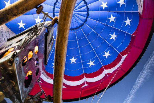 USA, Albuquerque, New Mexico, International Albuquerque Balloon Fiesta. Poster Print by Deborah Winchester - Item # VARPDDUS32DWI0001