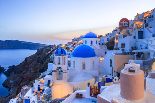 Greece, Santorini, Oia Sunset on coastal town Credit as: Jim Nilsen / Jaynes Gallery Poster Print by Jaynes Gallery (24 x 18) # EU12BJY0050