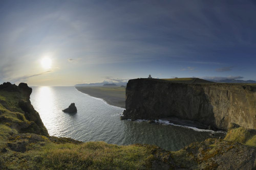 Cape Dyrholaey, Myrdalur, South Iceland, Iceland Poster Print by Raimund Linke (19 x 12)