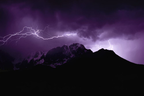 Lightning Ottertail Range, Yoho National Park, British Columbia, Canada Poster Print by J. A. Kraulis (17 x 11)