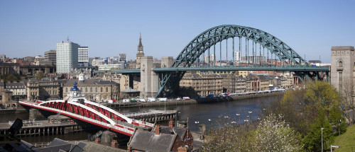 Tyne Bridge, Newcastle Upon Tyne, Tyne And Wear, England Poster Print by John Short (30 x 12)