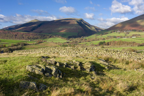 Lonscale Fell in the English Lake District National Park. Poster Print by Loop Images Ltd. (20 x 13)