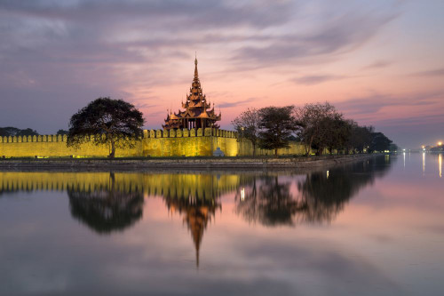 The Royal Palace at dusk. Poster Print by Loop Images Ltd. (18 x 11)