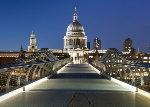 London's Millennium Bridge leading to St Pauls Cathedral at night. Poster Print by Loop Images Ltd. (18 x 13)