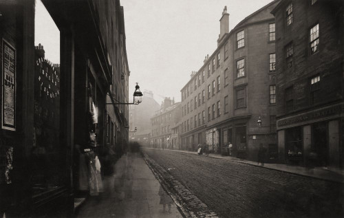 Head of High Street, Glasgow, Scotland in the 1870�s. Photograph from The Old Closes and Streets of Glasgow, by Scottish photographer Thomas Annan 1829-1887. Poster Print by Ken Welsh (17 x 11)
