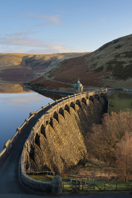 Craig Goch Dam and reservoir in the Elan Valley in Wales. Poster Print by Loop Images Ltd. (13 x 20)