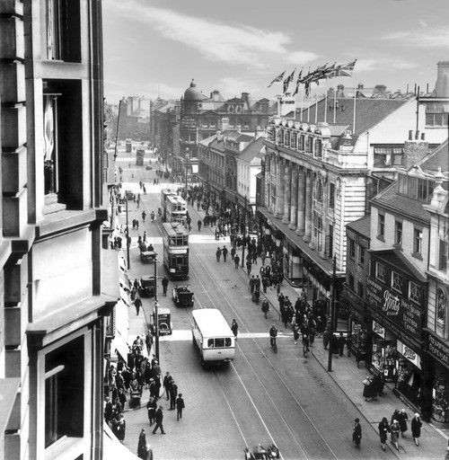 Northumberland Street, Newcastle,upon,tyne 1920 Poster Print by John Short (16 x 16)