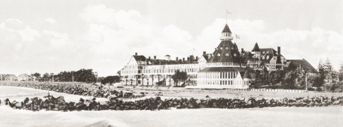 Hotel del Coronado, aka The Del and Hotel Del, Coronado, San Diego, California, United States of America, c. 1915.  From Wonderful California, published 1915. Poster Print by Ken Welsh (23 x 8)