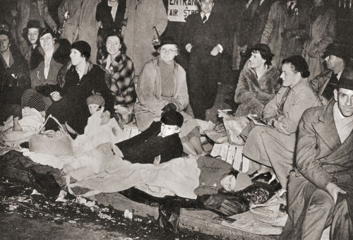 Crowds in Piccadilly, London, England, at 3 a.m. in the morning waiting for the Coronation procession of George VI and Queen Elizabeth, London, England, 1937.  From The Coronation in Pictures, published 1937. Poster Print by Ken Welsh (17 x 11)