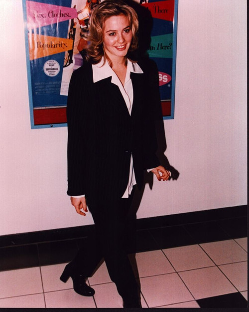 Alicia Silverstone In Black Suit For Clueless Event Photo Print (8 x 10)