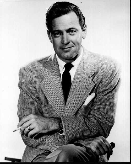 William Holden In Suit With Cigarette Black And White Photo Print (8 x 10)