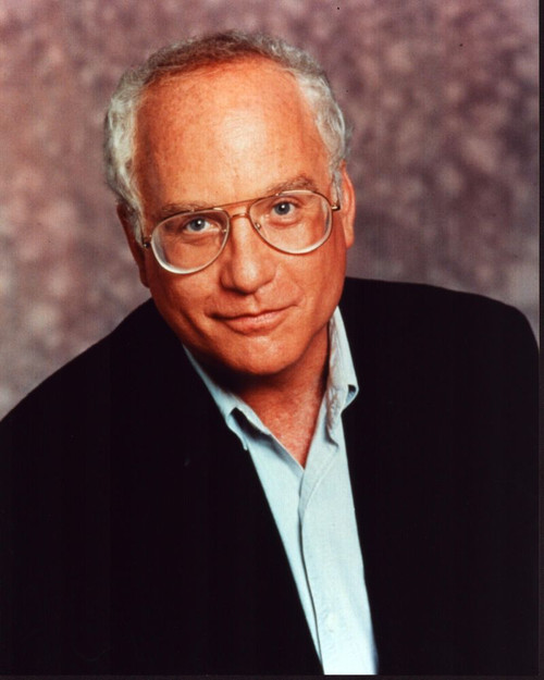 Richard Dreyfuss In Blazer With Blue Top Photo Print (8 x 10) Richard Dreyfuss In Blazer With Blue Top Photo Print (8 x 10)