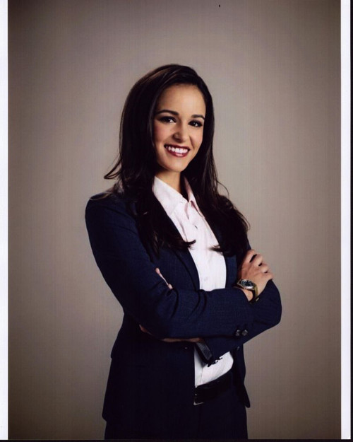 Melissa Fumero In Suit With Arms Crossed For Brooklyn 99 Photo Print (8 x 10)