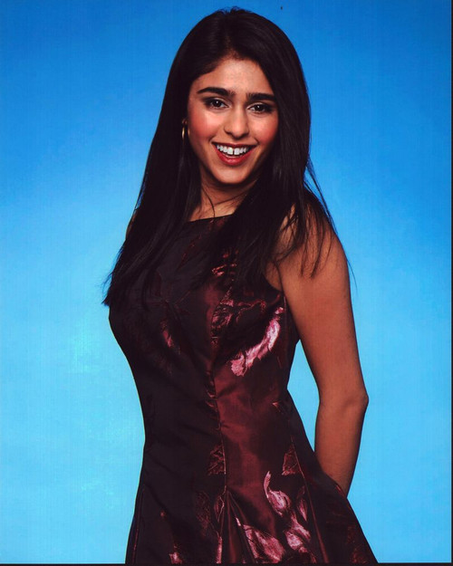 Sonika Vaid In Purple Dress Photo Print (8 x 10)