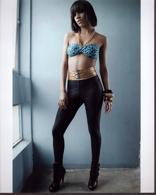 Dominique Tipper In Leather Pants And Aqua Bikini Top Photo Print (8 x 10)