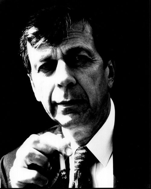 William B. Davis Close Up Holding Cigarette Black And White Photo Print (8 x 10)