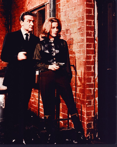 Patrick Macnee And Diana Rigg With Gun In The Avengers Photo Print