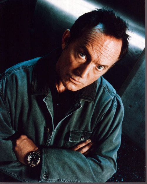 Lance Henriksen Arms Crossed Photo Print (8 x 10)