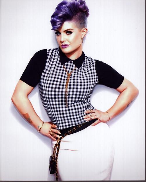 Kelly Osbourne Hands On Hips In Black And White Checkered Top Photo Print