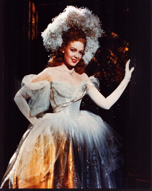 Linda Darnell In White Ruffle Gown And Gloves Photo Print (8 x 10)