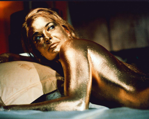 Shirley Eaton Waring Gold Paint In Goldfinger Photo Print (8 x 10)