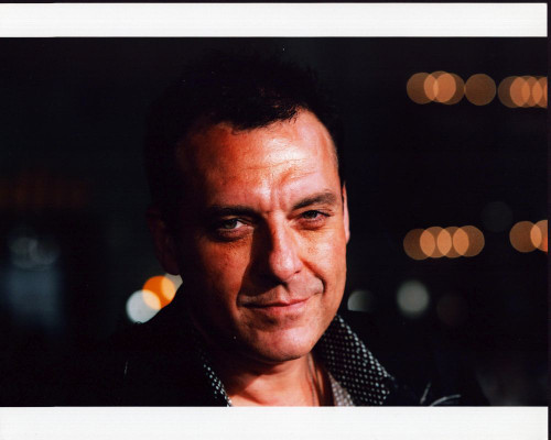 Tom Sizemore Close Up In Blazer And Polka Dot Shirt Photo Print (8 x 10)