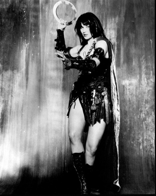Lucy Lawless Posed For Xena: Warrior Princess Black And White Photo Print (8 x 10)