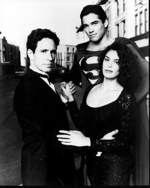 John Shea, Teri Hatcher And Dean Cain For Lois & Clark: The New Adventures Of Superman Black And White Photo Print (8 x 10)