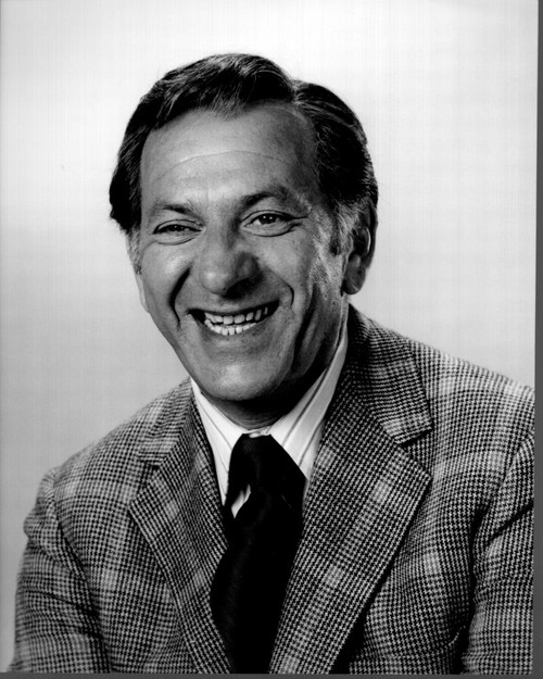 Jack Klugman In Checkered Blazer Black And White Photo Print (8 x 10)