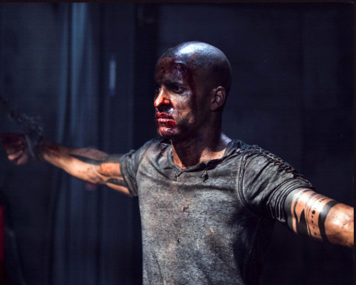 Ricky Whittle With Blood Face In The 100 Photo Print