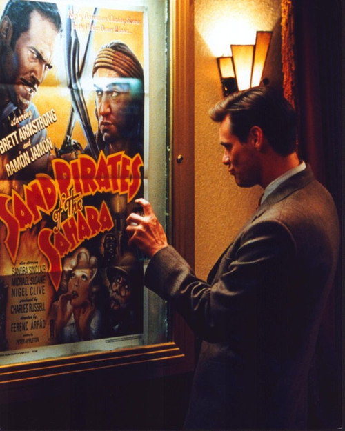 Jim Carrey Looking At Movie Poster In The Majestic Photo Print