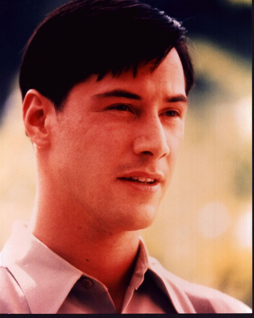 Keanu Reeves Close Up In A Walk In The Clouds Photo Print