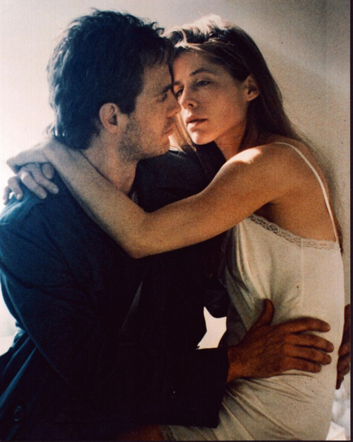 Michael Biehn And Linda Hamilton In Terminator 2: Judgment Day Photo Print