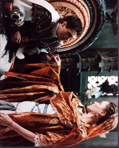Joaquin Phoenix And Connie Nielsen In Gladiator Photo Print