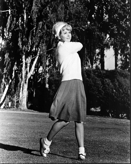 Doris Day Golfing Black And White Photo Print (8 x 10)