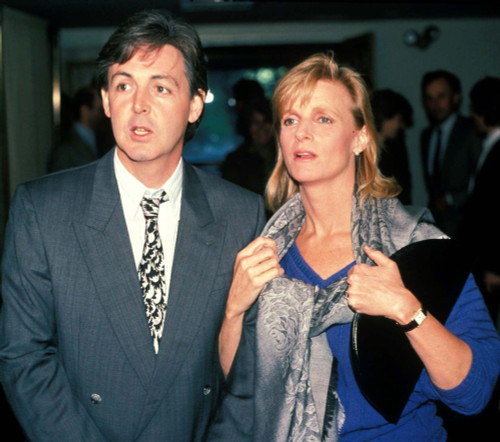 Paul McCartney with wife Linda McCartney 1990.Photo by Adam Scull (Paul McCartney10712) Poster