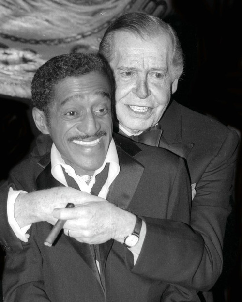 Sammy Davis Jr., Milton Berle 1985. Photo by Adam Scull (Sammy Davis Jr. Milton Berle3383) Poster